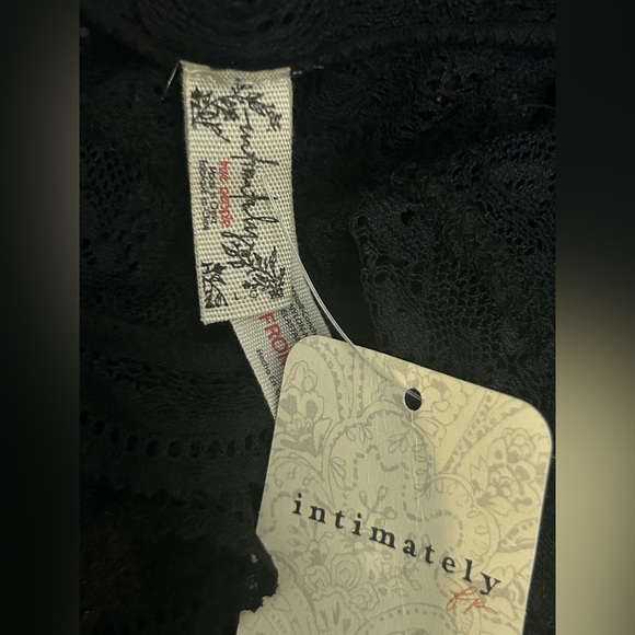 NWT Free People Intimately Black Lace Bralette Large - Picture 3 of 3